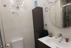 Piso Con Ascensor A Cota 0 De 3 Habitaciones Y Camarote En El Centro De Usansolo