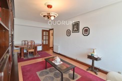 Piso Con Ascensor De 3 Habitaciones En El Centro De Usansolo