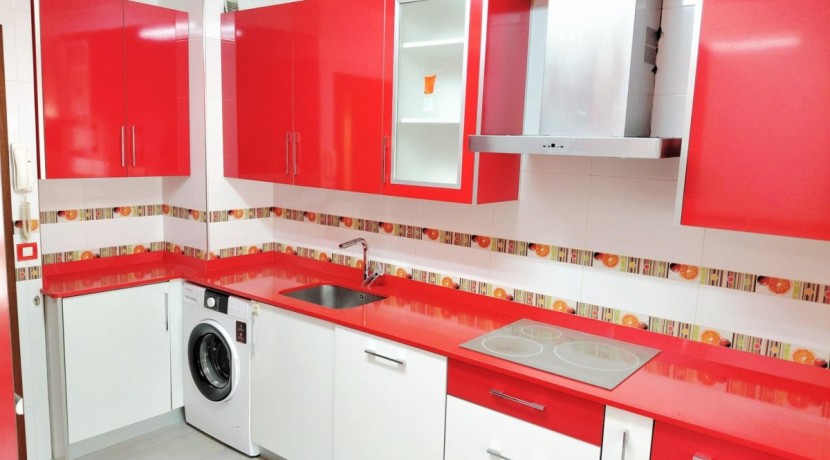 Piso Con Camarote Y Garaje En El Polígono Rojo De Algorta