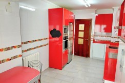 Piso Con Camarote Y Garaje En El Polígono Rojo De Algorta