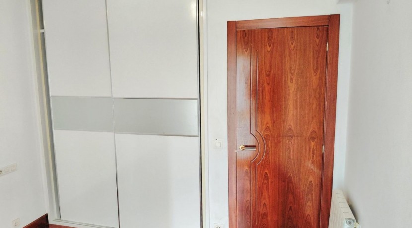 Piso Con Camarote Y Garaje En El Polígono Rojo De Algorta
