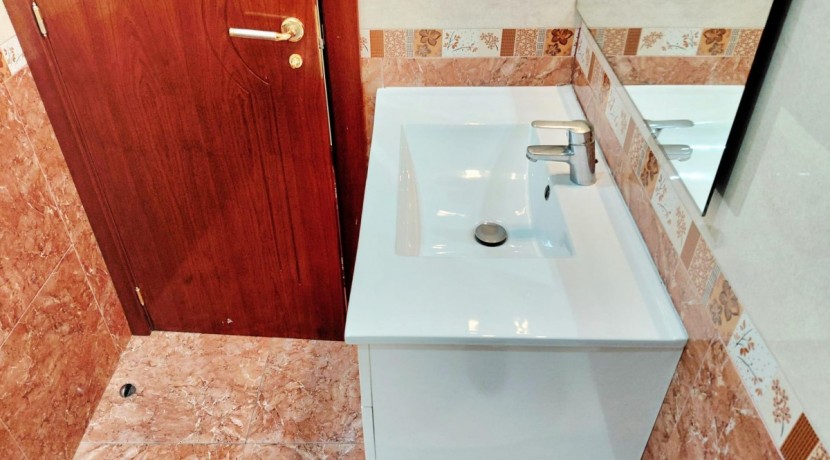 Piso Con Camarote Y Garaje En El Polígono Rojo De Algorta
