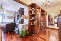 Piso De 2 Dormitorios (Origen 3) y 2 Baños Con Parcela De Garaje, Dos Ascensores y Balcón Con Vistas Despejadas En Zona Ayuntamiento