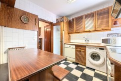Piso De 2 Dormitorios (Origen 3) y 2 Baños Con Parcela De Garaje, Dos Ascensores y Balcón Con Vistas Despejadas En Zona Ayuntamiento