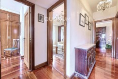 Piso De 2 Dormitorios (Origen 3) y 2 Baños Con Parcela De Garaje, Dos Ascensores y Balcón Con Vistas Despejadas En Zona Ayuntamiento