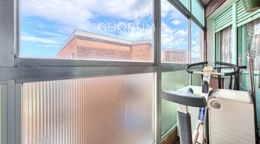 Piso De 2 Dormitorios (Origen 3) y 2 Baños Con Parcela De Garaje, Dos Ascensores y Balcón Con Vistas Despejadas En Zona Ayuntamiento