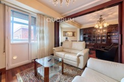 Piso De 2 Dormitorios (Origen 3) y 2 Baños Con Parcela De Garaje, Dos Ascensores y Balcón Con Vistas Despejadas En Zona Ayuntamiento