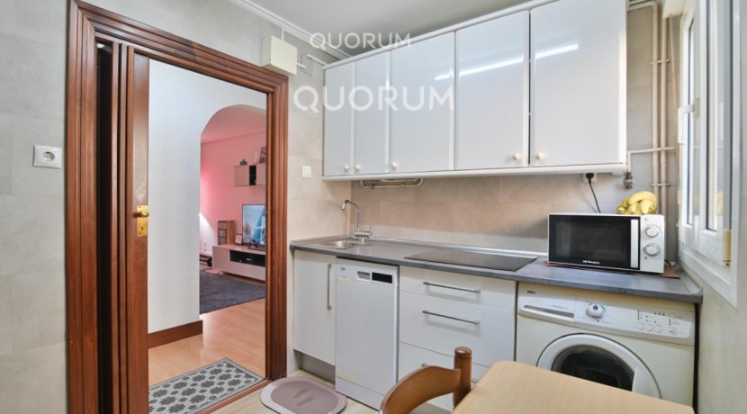Piso De 2 Habitaciones En El Centro De Santutxu