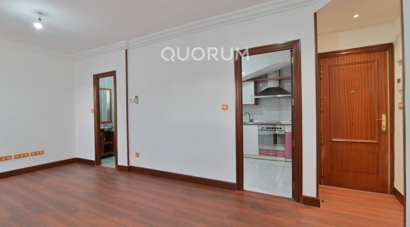 Piso de 2 Habitaciones En Zona Tranquila