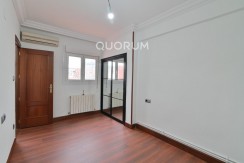 Piso de 2 Habitaciones En Zona Tranquila