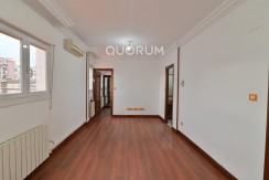 Piso de 2 Habitaciones En Zona Tranquila
