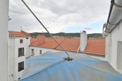 Piso de 2 Habitaciones En Zona Tranquila