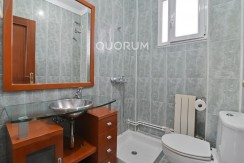 Piso de 2 Habitaciones En Zona Tranquila