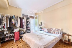 Piso De 3 Dormitorios Con 3 Balcones, Ascensor Cota 0 y Fachada Rehabilitada En Pleno Centro