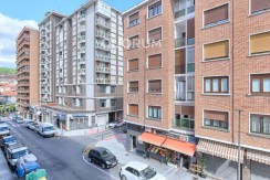 Piso De 3 Dormitorios Con 3 Balcones, Ascensor Cota 0 y Fachada Rehabilitada En Pleno Centro