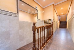 Piso De 3 Habitaciones (4 En origen) Con Gran Salón Y Opción a 2º Baño. Ascensor Cota Cero En Zona Centro Ariz