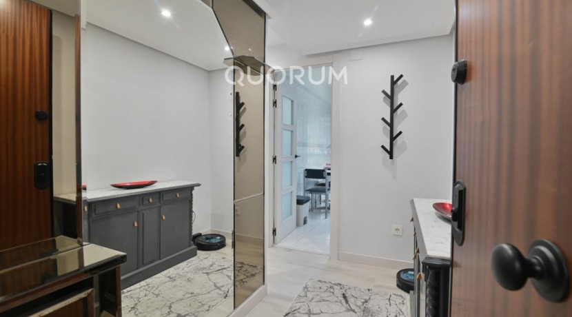 Piso de 3 Habitaciones Con Terraza Y 2 Baños En El Centro De Santutxu