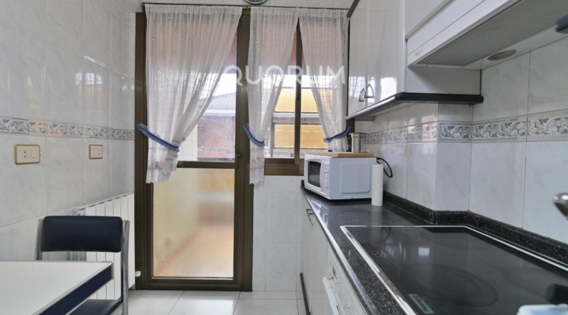 Piso de 3 Habitaciones Con Terraza Y 2 Baños En El Centro De Santutxu
