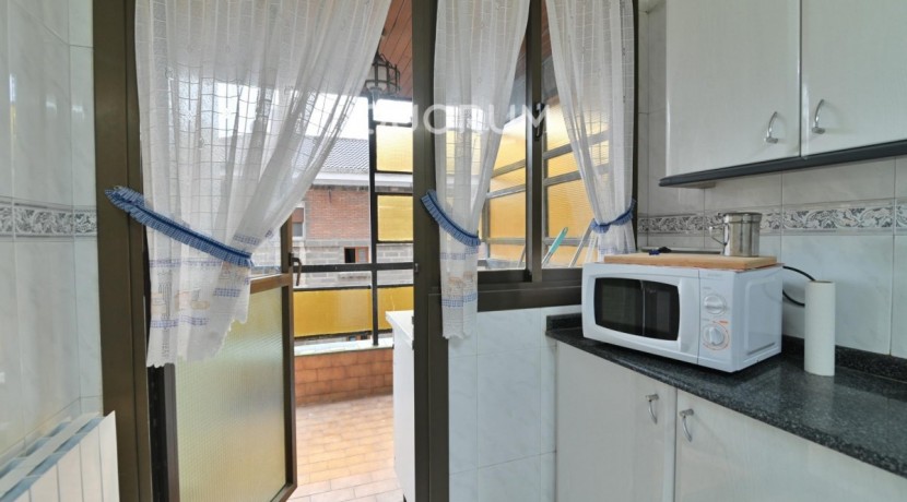 Piso de 3 Habitaciones Con Terraza Y 2 Baños En El Centro De Santutxu