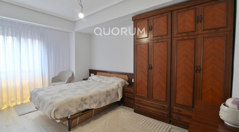 Piso de 3 Habitaciones Con Terraza Y 2 Baños En El Centro De Santutxu