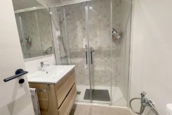 Piso de 3 Habitaciones Con Terraza Y 2 Baños En El Centro De Santutxu