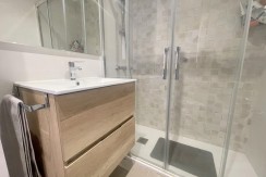 Piso de 3 Habitaciones Con Terraza Y 2 Baños En El Centro De Santutxu