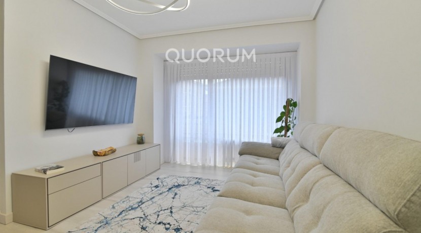 Piso de 3 Habitaciones Con Terraza Y 2 Baños En El Centro De Santutxu