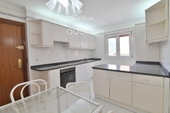 Piso De 3 Habitaciones En El Centro De Santutxu