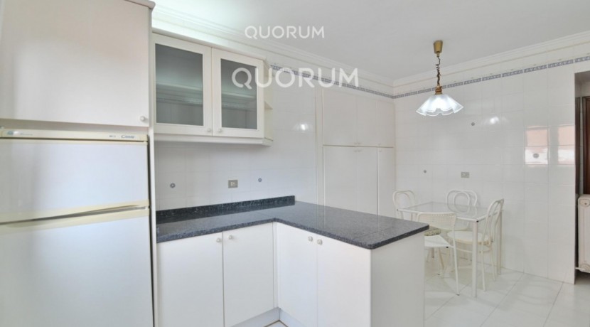 Piso De 3 Habitaciones En El Centro De Santutxu