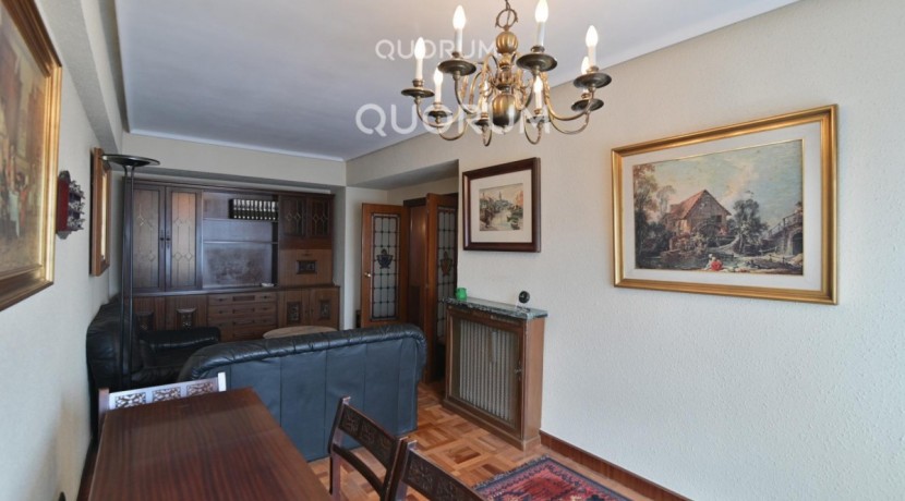 Piso De 3 Habitaciones En El Centro De Santutxu
