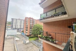 Piso De 3 Habitaciones En Txurdinaga.