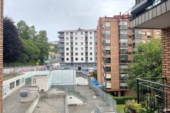 Piso De 3 Habitaciones En Txurdinaga.