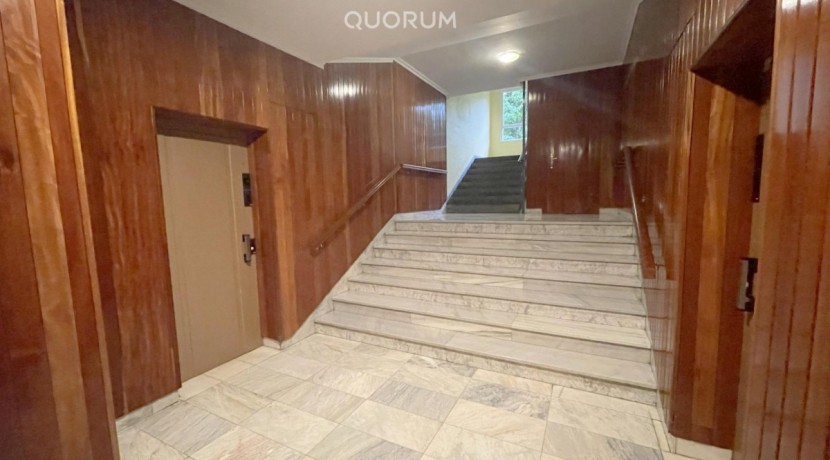 Piso De 3 Habitaciones En Txurdinaga.