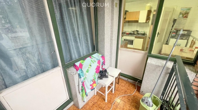 Piso De 3 Habitaciones En Txurdinaga.