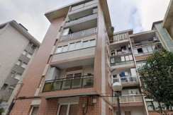 PISO DE CUATRO HABITACIONES A DOS MINUTOS DEL METRO