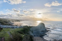 Piso En Primera Línea de Playa Con LAS MEJORES VISTAS AL PEÑÓN En Urbanización Sopelmar