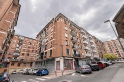 Piso Luminoso De 2 Dormitorios Con Ascensor Para Decorar A Tu Gusto en Zona Ariz