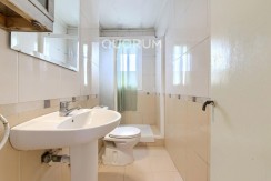 Piso Luminoso De 2 Dormitorios Con Ascensor Para Decorar A Tu Gusto en Zona Ariz