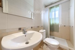 Piso Luminoso De 2 Dormitorios Con Ascensor Para Decorar A Tu Gusto en Zona Ariz