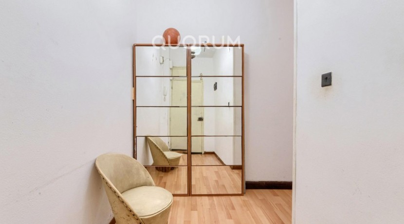 Piso Luminoso De 2 Dormitorios Con Ascensor Para Decorar A Tu Gusto en Zona Ariz