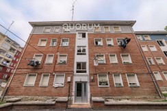 Piso Luminoso y Totalmente Exterior De 3 Dormitorios Con Amplio Trastero  En Zona Lanbarketa