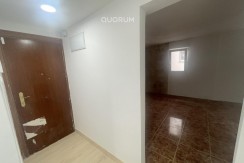 Piso Reformado Sin Amueblar de 3 Habitaciones