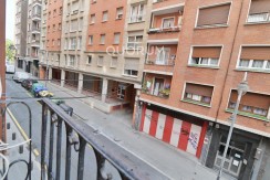 Piso Reformado Sin Amueblar de 3 Habitaciones