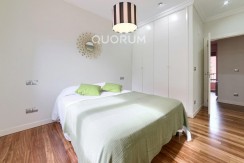 Preciosa Vivienda Luminosa De 2 Dormitorios y 2 Baños Con Balcón y Ascensor Cota 0 en Zona Centro