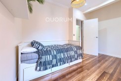 Preciosa Vivienda Luminosa De 2 Dormitorios y 2 Baños Con Balcón y Ascensor Cota 0 en Zona Centro