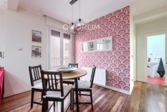 Preciosa Vivienda Luminosa De 2 Dormitorios y 2 Baños Con Balcón y Ascensor Cota 0 en Zona Centro