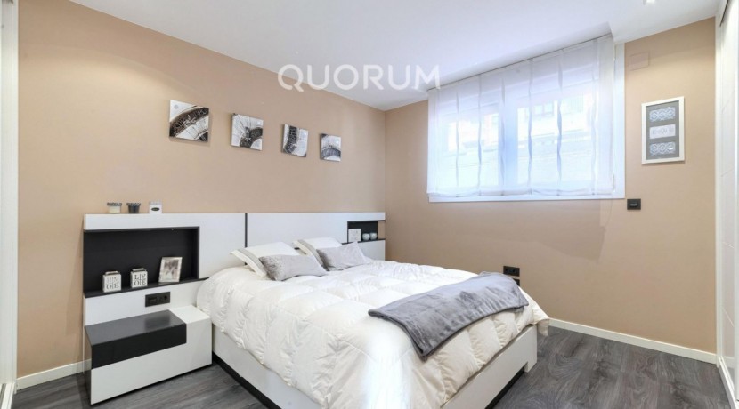 Preciosa y Amplia Vivienda Tasada Municipal A Dos Alturas De 3 Dorm. y 2 Baños En Zona Cartonajes-Ariz