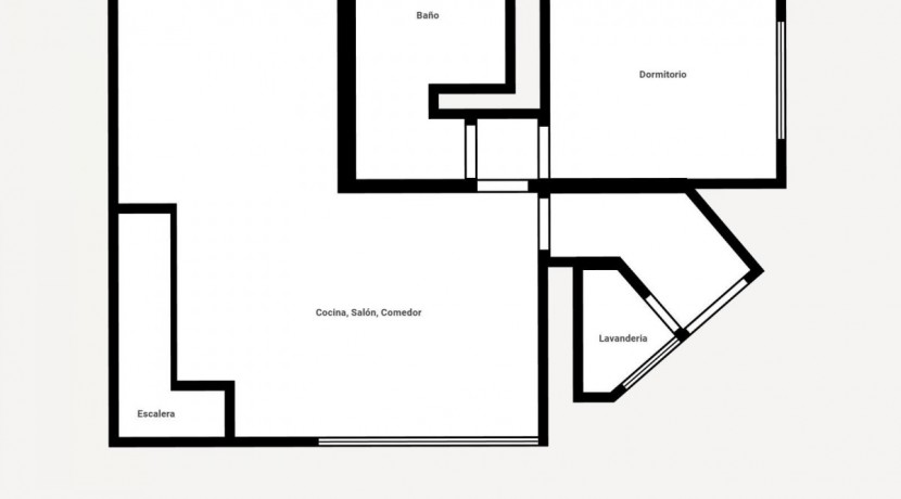 Preciosa y Amplia Vivienda Tasada Municipal A Dos Alturas De 3 Dorm. y 2 Baños En Zona Cartonajes-Ariz