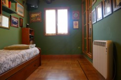 Precioso Adosado De 3 Dormitorios y 2 baños Con Txoko y Terreno En Arrankudiaga