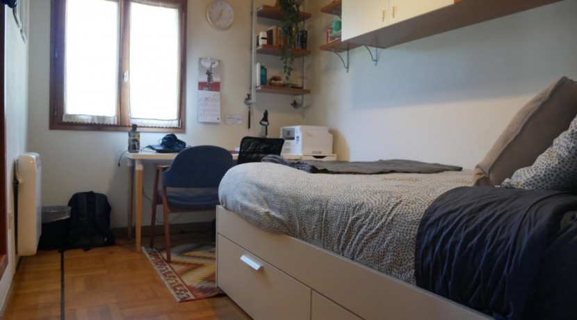 Precioso Adosado De 3 Dormitorios y 2 baños Con Txoko y Terreno En Arrankudiaga